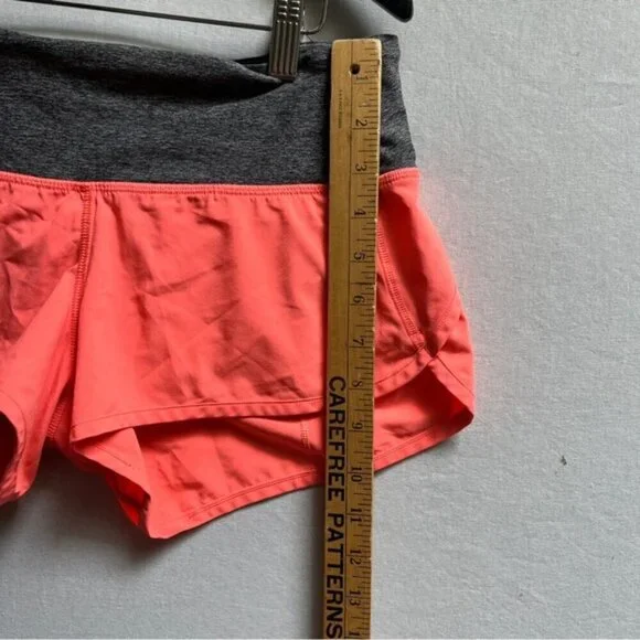 Lululemon Athletica Run Speed Shorts Sz 4 - Picture 10 of 10